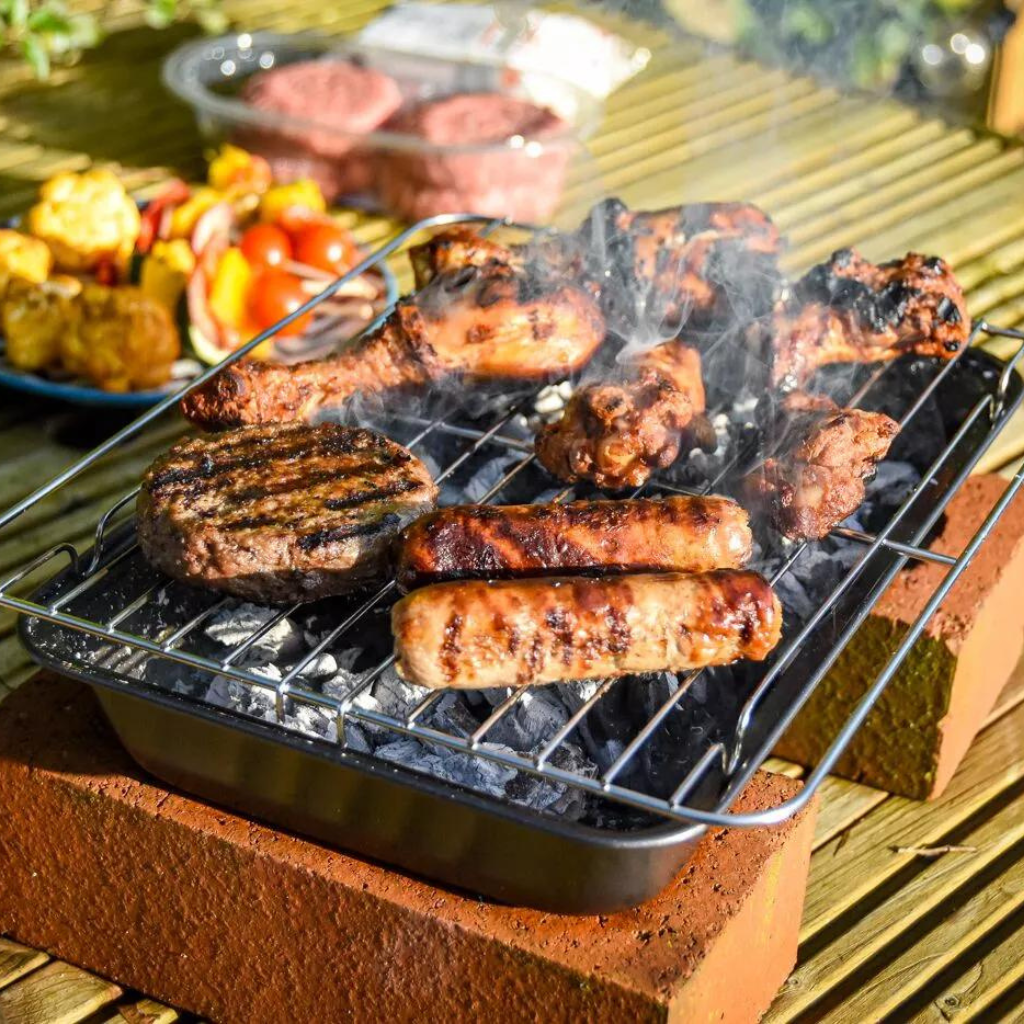 2 X Bar-Be-Quick Instant Barbecue packs- Elk pakket voedt 4 mensen-Wereld beste merk toonaangevende wegwerp BBQ 2 X Bar-Be-Quick Instant Barbecue packs- Elk pakket voedt 4 mensen-Wereld beste merk toonaangevende wegwerp BBQ